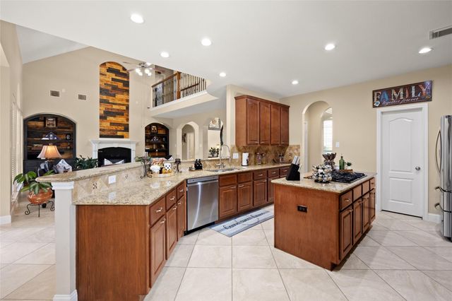 11710 Oakshield Lane, Cypress, TX 77433