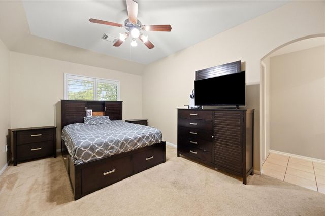 11710 Oakshield Lane, Cypress, TX 77433