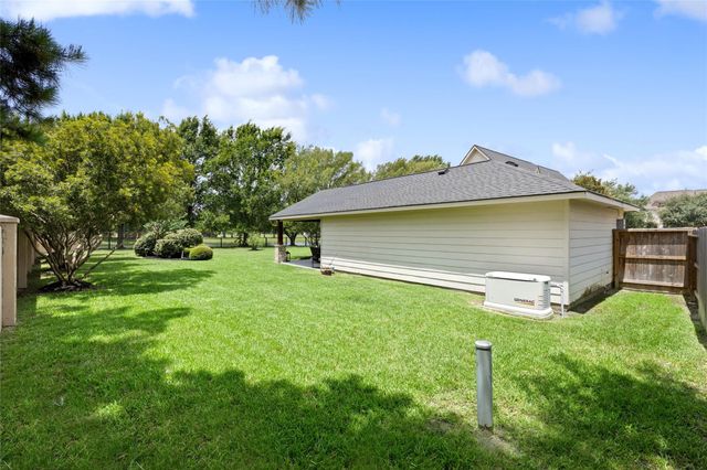 11710 Oakshield Lane, Cypress, TX 77433