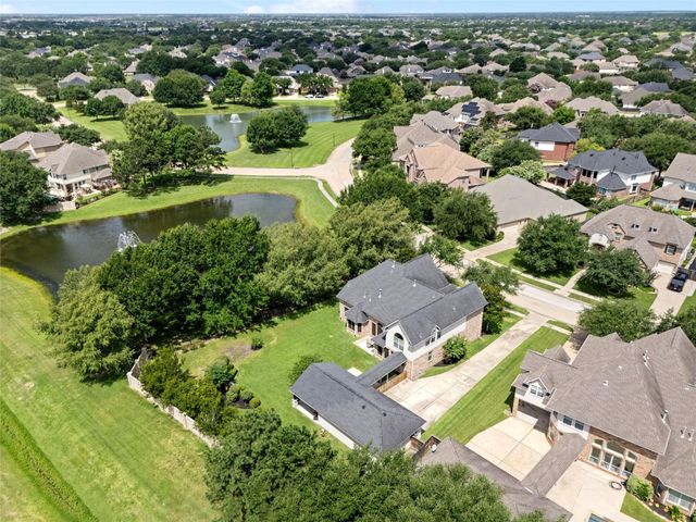 11710 Oakshield Lane, Cypress, TX 77433