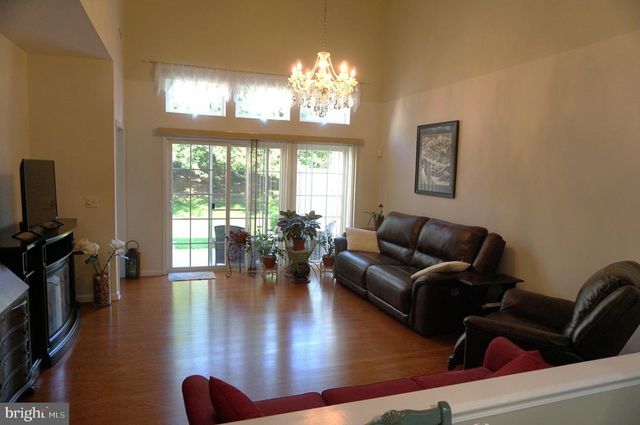 103 SPARROW DR, Hamilton, NJ 08690