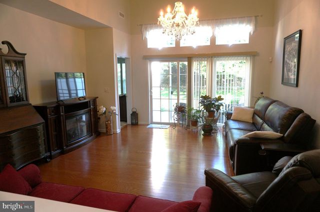 103 SPARROW DR, Hamilton, NJ 08690