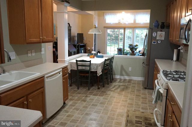 103 SPARROW DR, Hamilton, NJ 08690