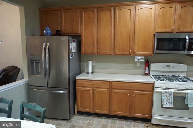 103 SPARROW DR, Hamilton, NJ 08690