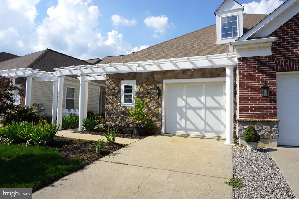 103 SPARROW DR, HAMILTON, NJ 08690 — exterior