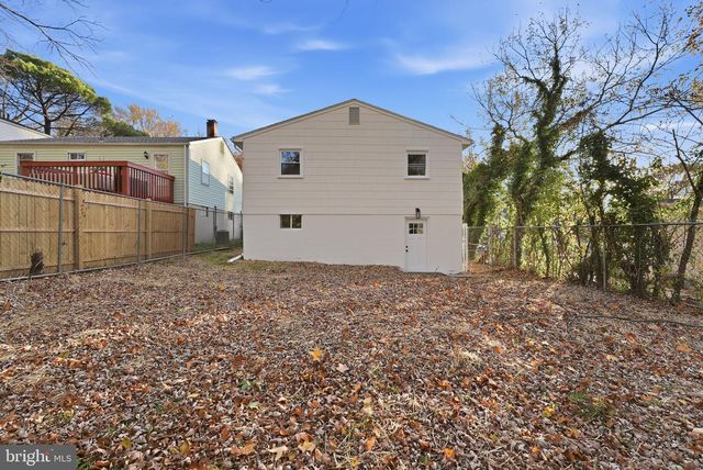 5716 SOMERSET RD, Riverdale, MD 20737