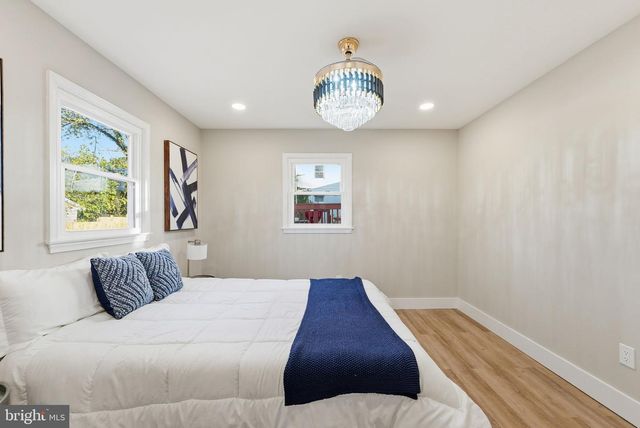 5716 SOMERSET RD, Riverdale, MD 20737