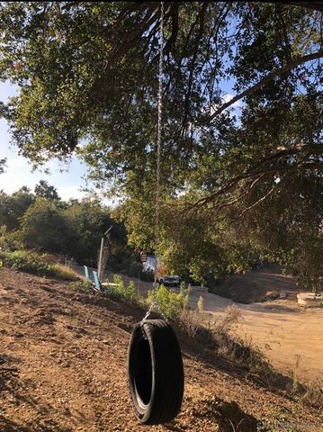 Lilac Road, Bonsall, CA 92003