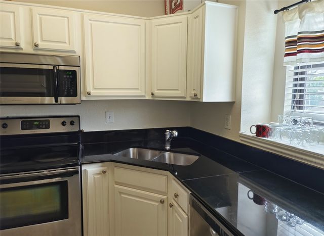 6006 Auburndale Avenue C, University Park, TX 75205