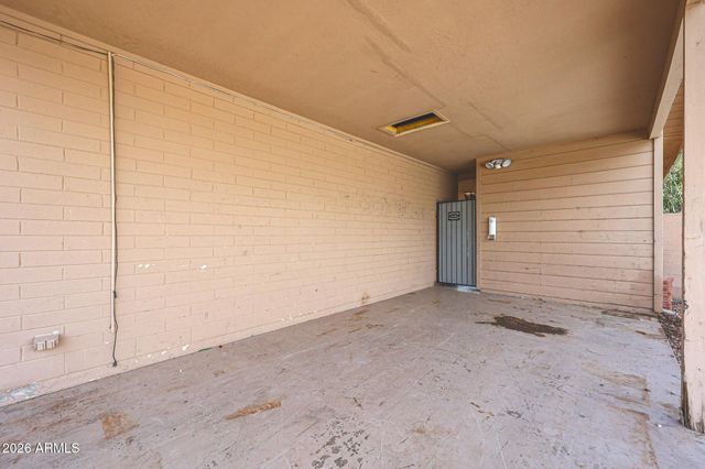 1734 S SHAFER Drive, Tempe, AZ 85281