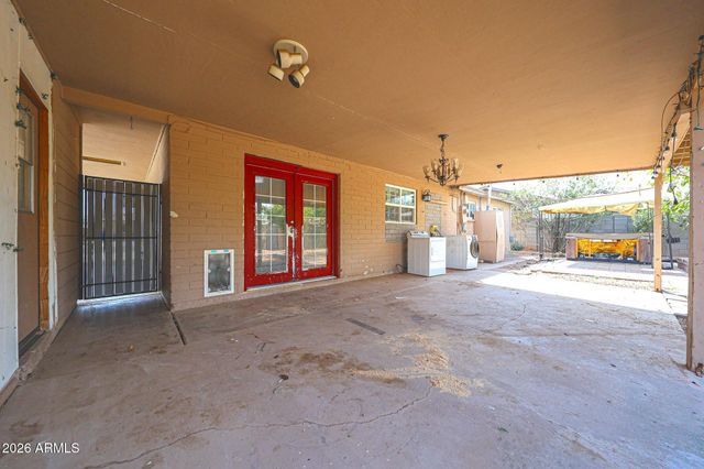 1734 S SHAFER Drive, Tempe, AZ 85281