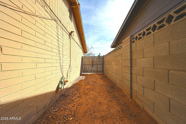 1734 S SHAFER Drive, Tempe, AZ 85281