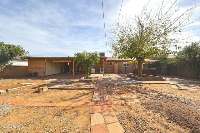 1734 S SHAFER Drive, Tempe, AZ 85281