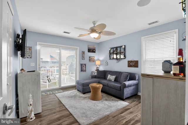 15 KENTUCKY DR, Little Egg Harbor Twp, NJ 08087