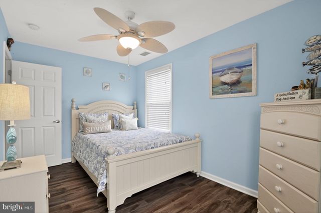 15 KENTUCKY DR, Little Egg Harbor Twp, NJ 08087