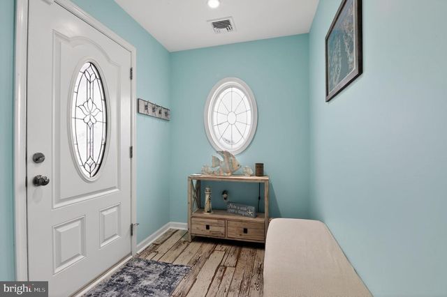15 KENTUCKY DR, Little Egg Harbor Twp, NJ 08087