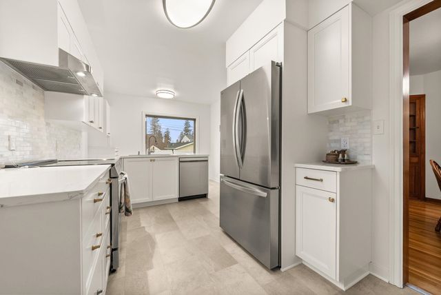 818 W 27th Ave, Spokane, WA 99203