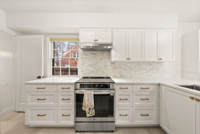 818 W 27th Ave, Spokane, WA 99203