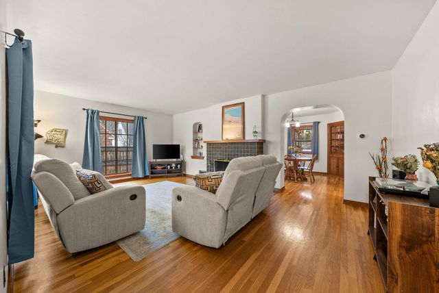 818 W 27th Ave, Spokane, WA 99203