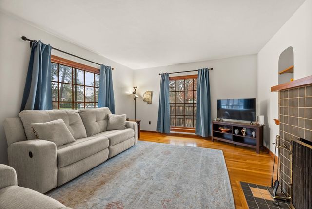 818 W 27th Ave, Spokane, WA 99203