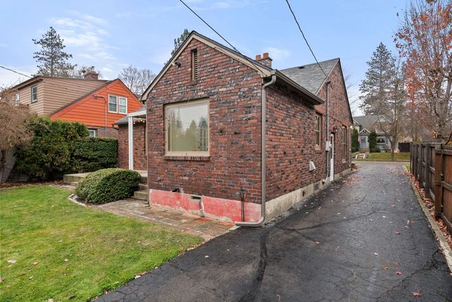 818 W 27th Ave, Spokane, WA 99203