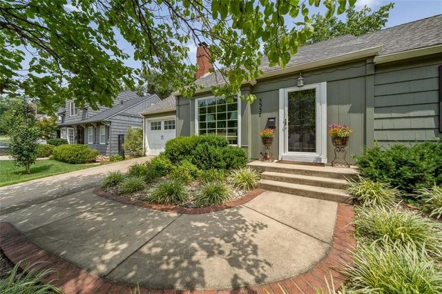 5337 Clark Drive, Roeland Park, KS 66205