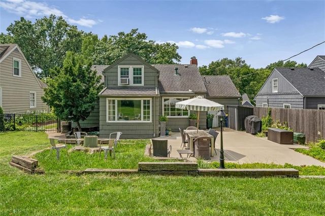 5337 Clark Drive, Roeland Park, KS 66205