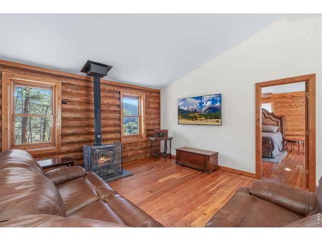 589 Keko Dr, Loveland, CO 80537