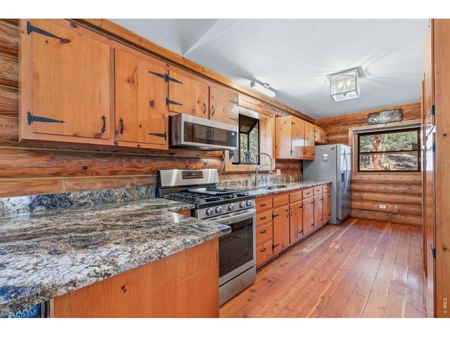 589 Keko Dr, Loveland, CO 80537