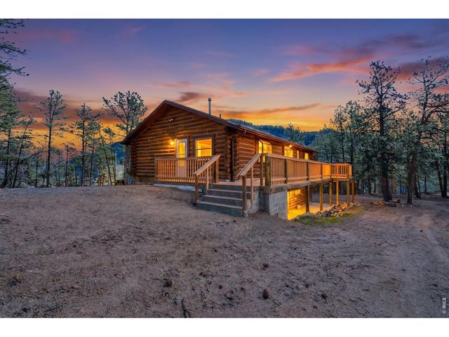 589 Keko Dr, Loveland, CO 80537