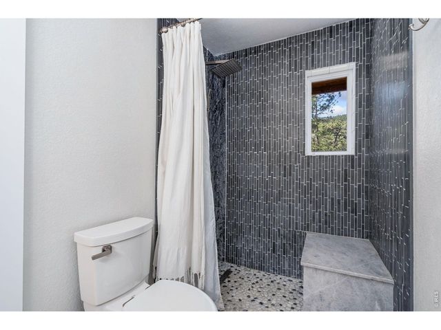 589 Keko Dr, Loveland, CO 80537