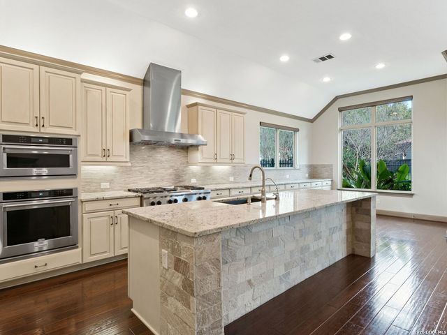 26 Marbella Court, San Antonio, TX 78257