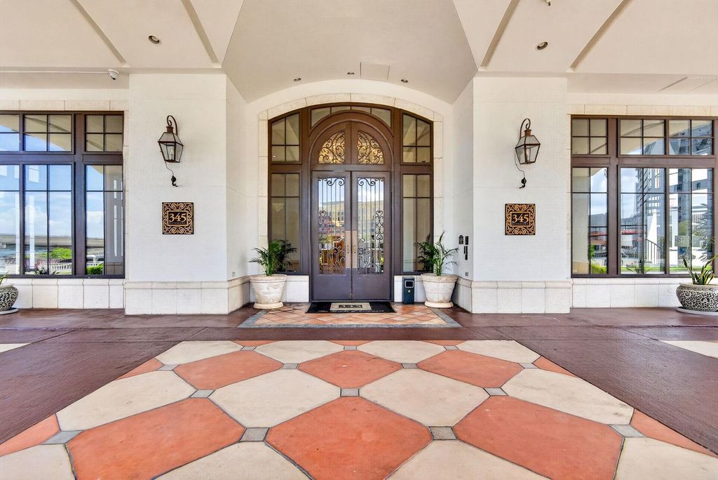 345 BAYSHORE BOULEVARD 403, Tampa, FL 33606