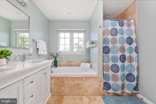 15979 CANADA GOOSE LOOP, Woodbridge, VA 22191