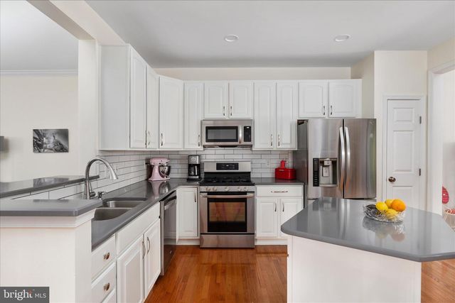 15979 CANADA GOOSE LOOP, Woodbridge, VA 22191