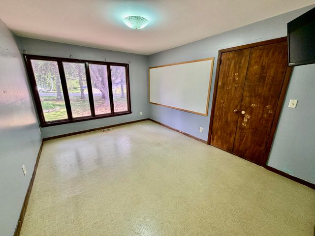 171 Dennis Avenue, Fruitport Vllg, MI 49415