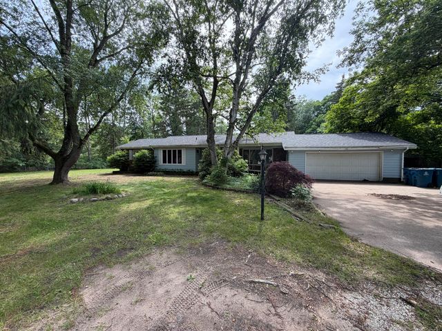 171 Dennis Avenue, Fruitport Vllg, MI 49415