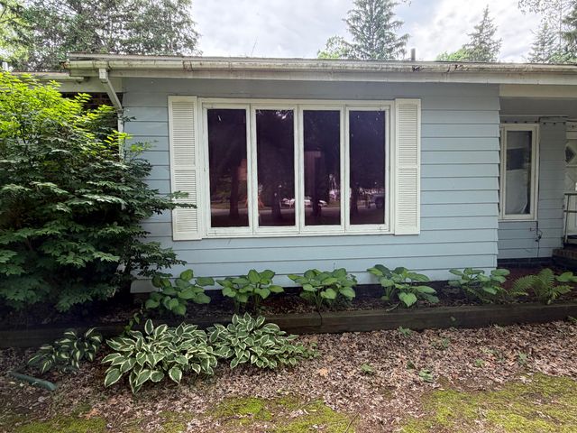 171 Dennis Avenue, Fruitport Vllg, MI 49415