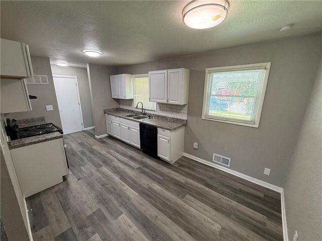 4214 Hardesty Avenue, Kansas City, MO 64130