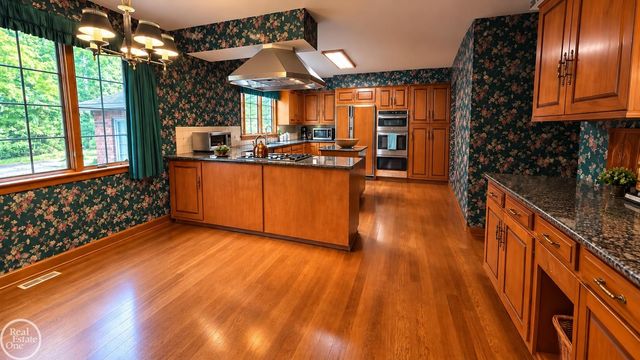 174 S Wilson Boulevard, Mt Clemens, MI 48043