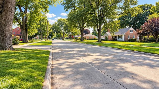 174 S Wilson Boulevard, Mt Clemens, MI 48043