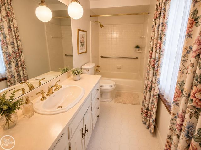 174 S Wilson Boulevard, Mt Clemens, MI 48043