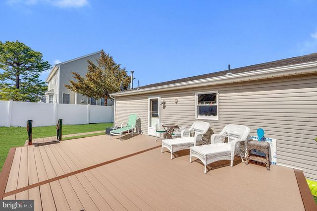 1113 SEASHELL AVE, Manahawkin, NJ 08050
