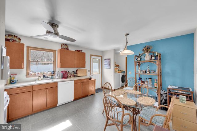 1113 SEASHELL AVE, Manahawkin, NJ 08050