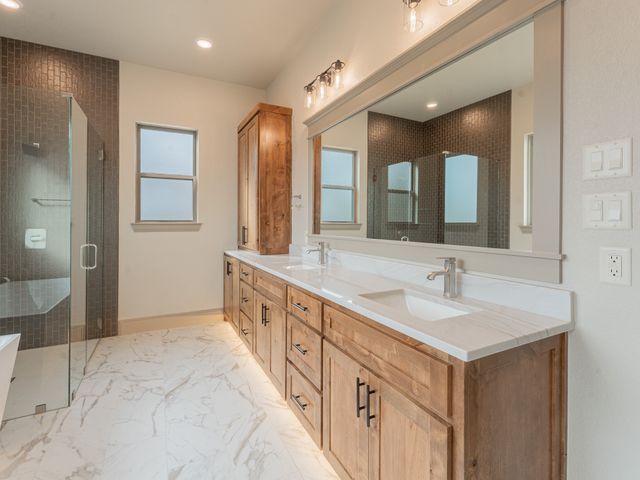 190 County Road 3451, Paradise, TX 76073