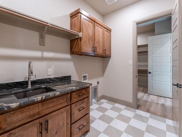 190 County Road 3451, Paradise, TX 76073