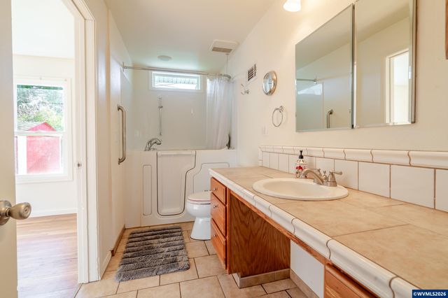 4850 SW West Hills Rd, Corvallis, OR 97333