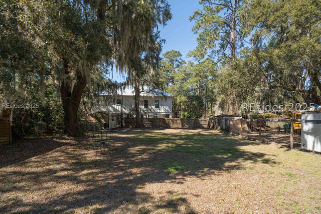 43 Oyster St, Bluffton, SC 29910