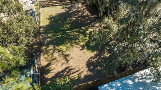 43 Oyster St, Bluffton, SC 29910