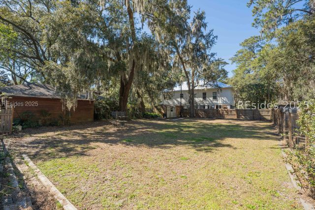 43 Oyster St, Bluffton, SC 29910